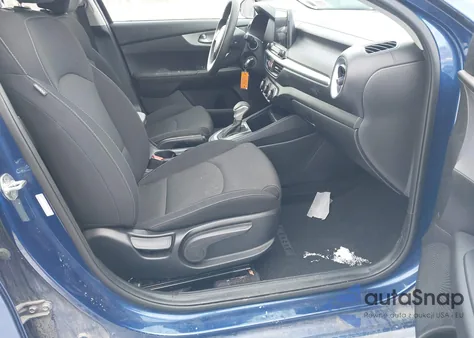 2023 Kia Forte Lxs z USA, uszkodzony, nr VIN 3KPF24AD5PE585804